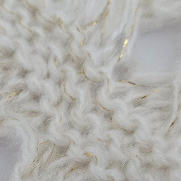 Apt 9 Ivory/Gold Shimmer Winter Hat with Bow and Scarf Set - Picture 4 of 11